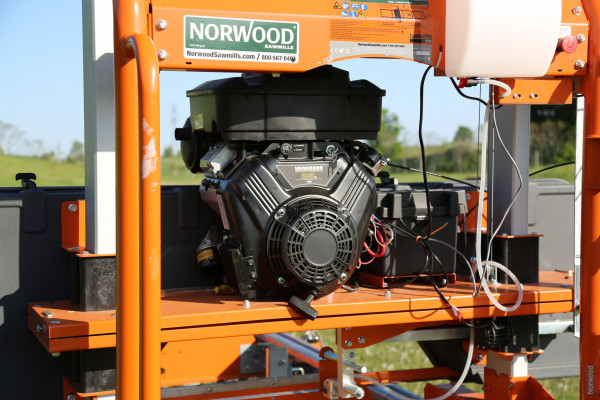 Motore a benzina Norwood 23 HP per segheria HD 36